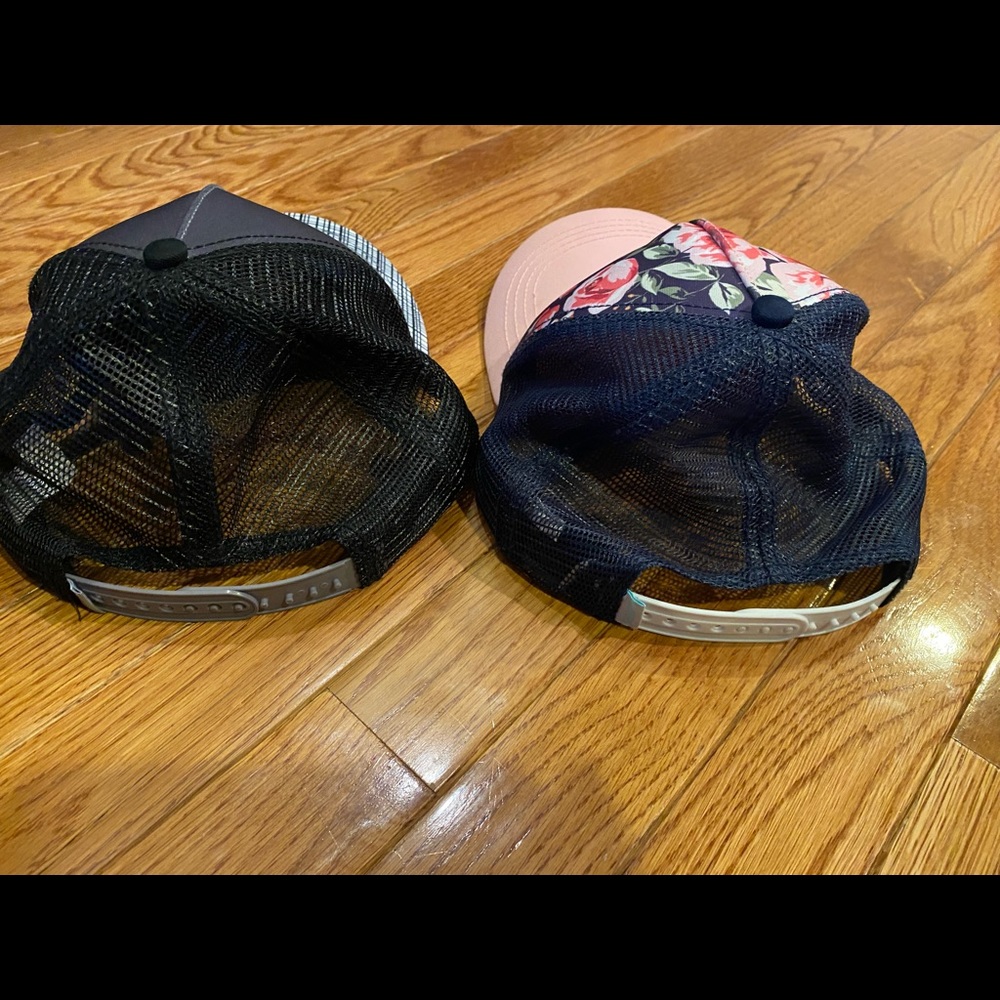 2 Jamberry limited edition Trucker hats. 1 mens and 1 woman’s. - Picture 7 of 8